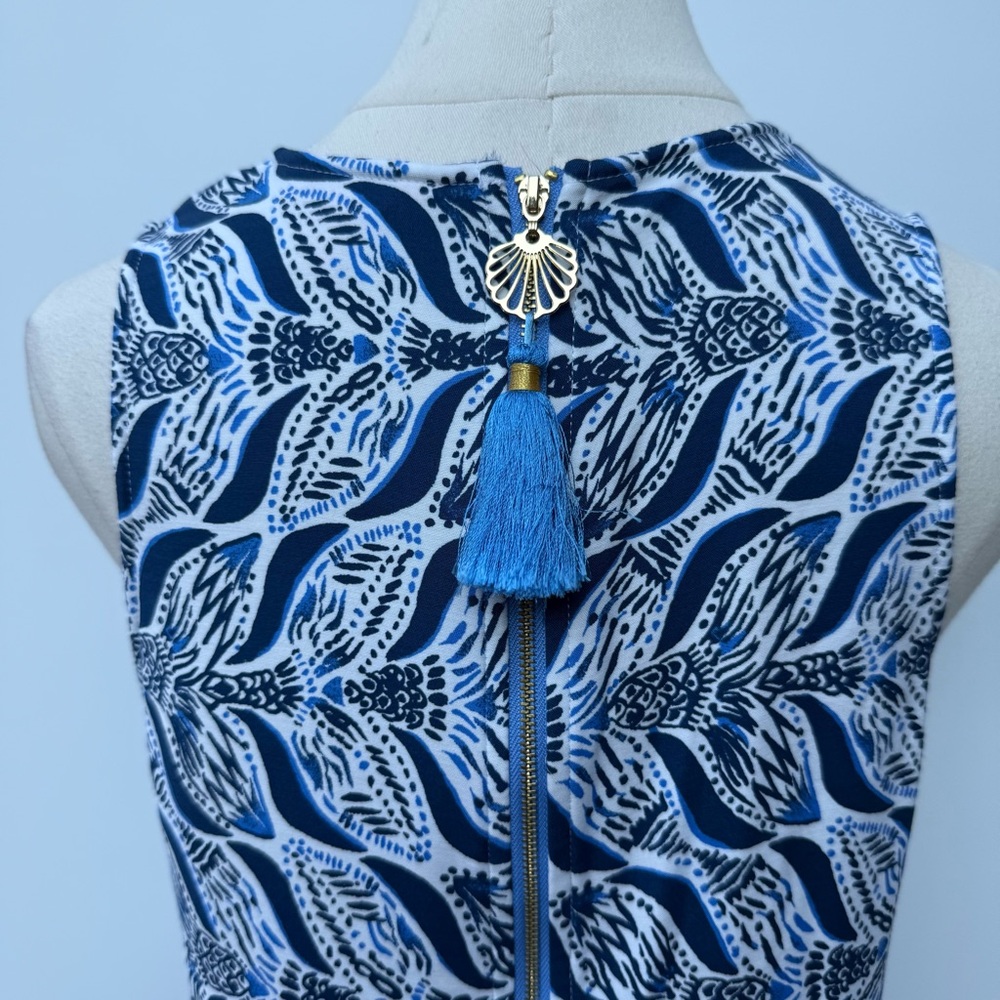 Lilly Pulitzer Blue and White V-Neck Mermaid Tail Print Dress Size 4 - Picture 8 of 15